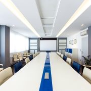 REFERENCIA – 1 TÁRGYALÓ